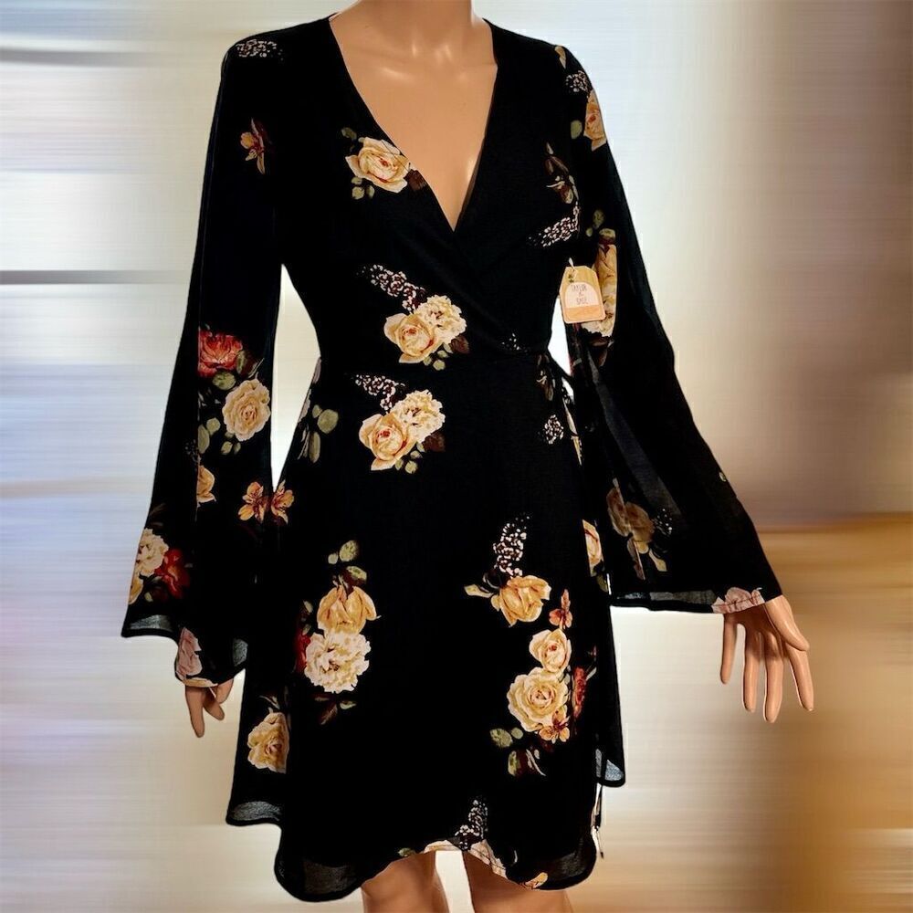 Taylor & Sage Women's XS Floral Roses Wrap Tie Dress Black Long Bell Sleeve